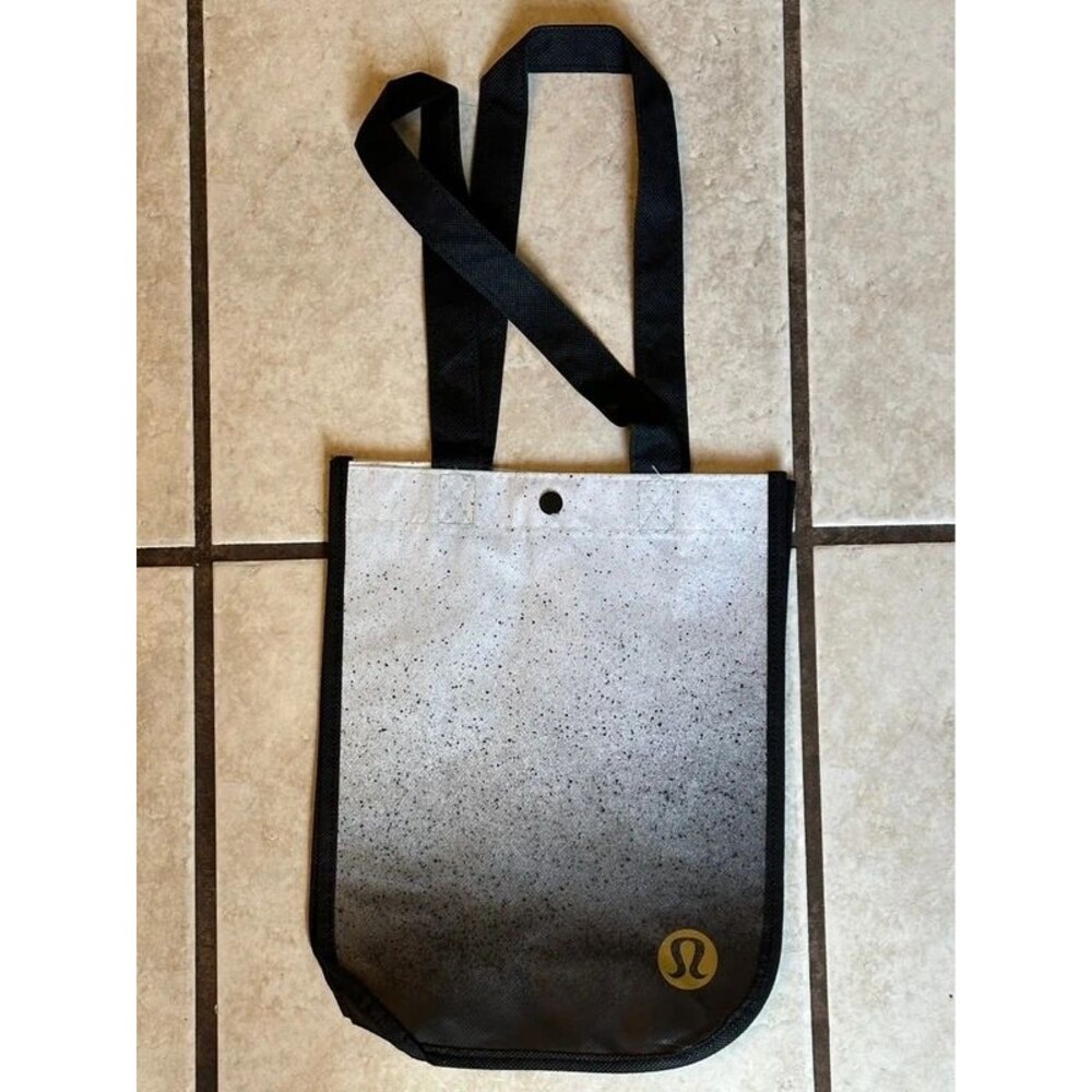 Lululemon Black & White Small Reusable Shopping Bag